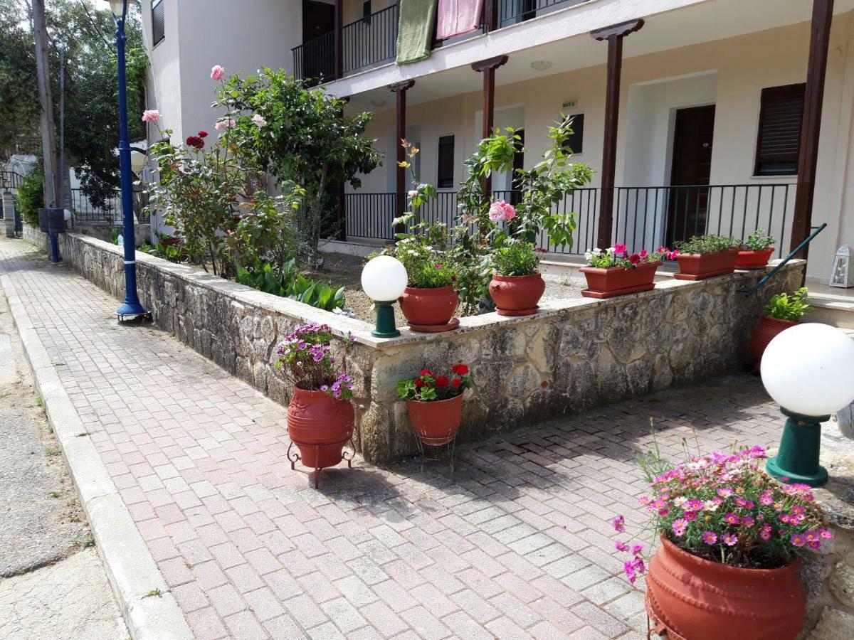 Alexiadis Apartments Agia Paraskevi  Exterior photo